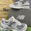 New Balance 2002R